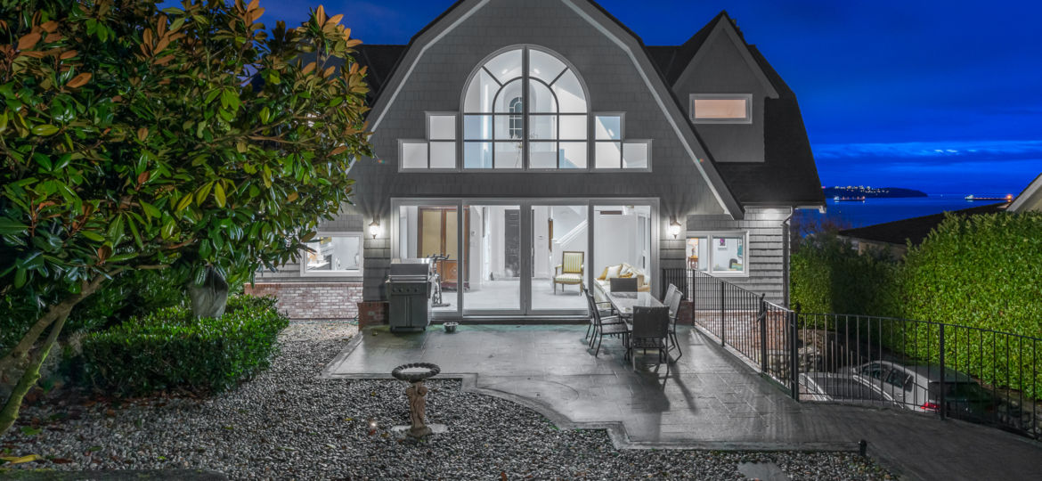 Twilight at 2651 Mathers Ave West Vancouver - Colleen Burke Photography
